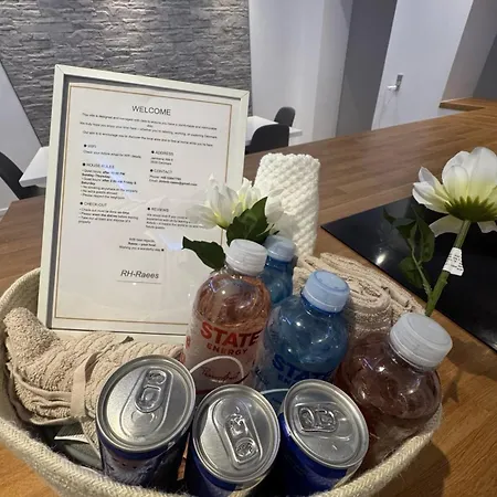 Luxury With Modern Design & Bathroom Tåstrup