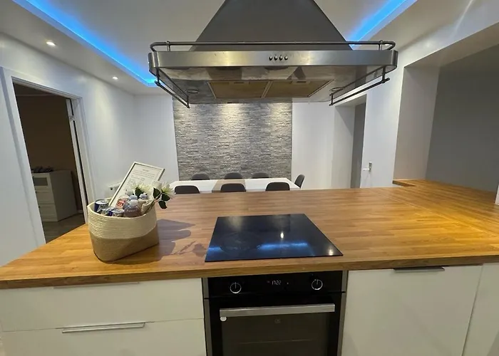 Luxury With Modern Design & Bathroom *